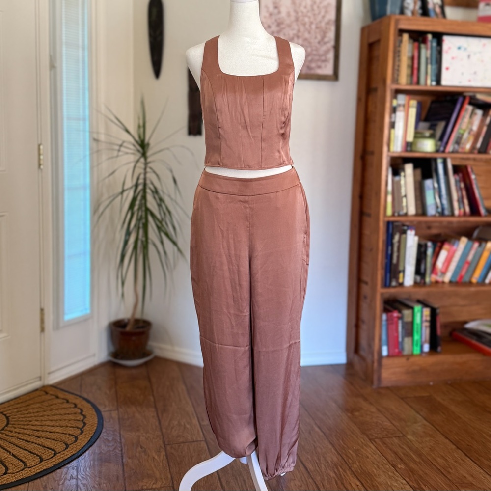 Express Two-Piece Rose Gold Satin Set – Top & Ankle Pants